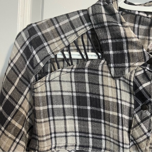 Free People Stitch Detail Plaid Long Sleeves Shirt Gray Multi
XS Runs Big - Picture 6 of 10